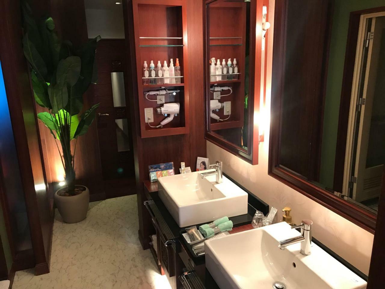 Hotel Gt Kansai International Airport (Adults Only) Sennan Buitenkant foto